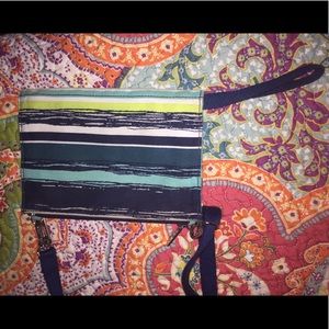 Thirty one wristlet/cross body
